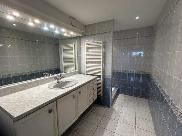 Agen (47000) MAISON 4 CHAMBRES DE 166.23 M2 GARAGE ET BALCON