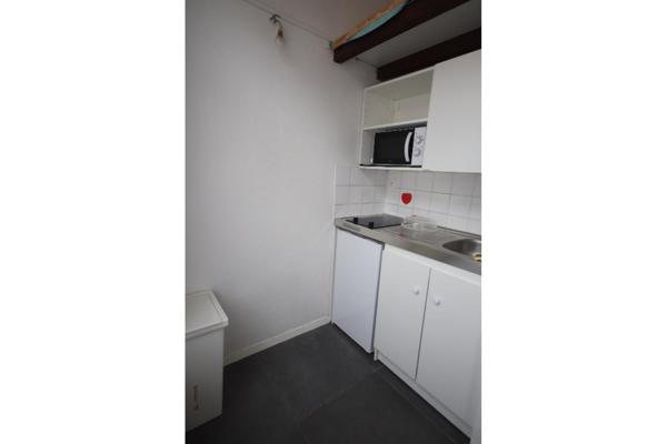 A LOUER : T1 à LILLE • Vauban- Esquermes • 480 € CC • Réf. 710-1R