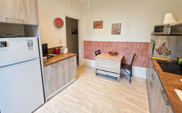 Appartement à vendre    4 pièces • 107,59 m2 Nice