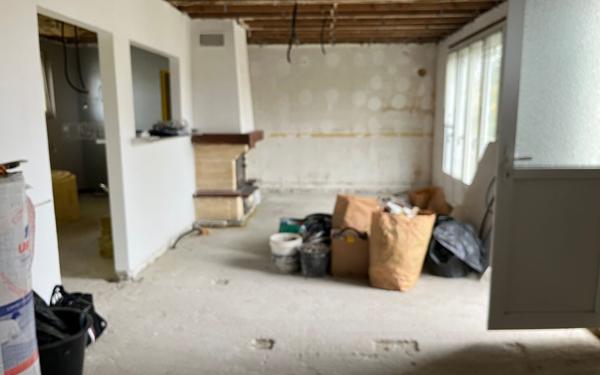 Maison à vendre    3 pièces •  Remy