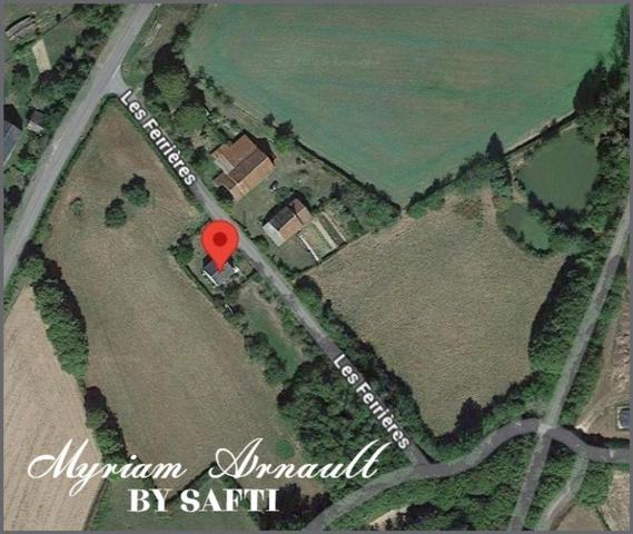 Maison avec dépendances Terrain de 2 hectares et étang