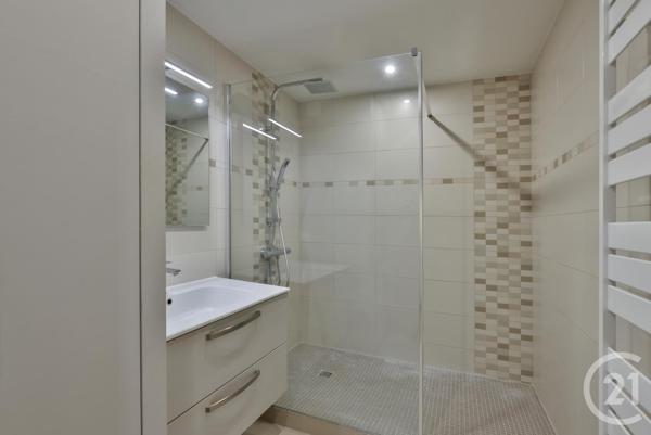 Maison à vendre  9 pièces - 267,25 m2 NICE - 06