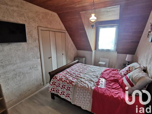 Maison 7 pièces de 180 m² à Guerlesquin (29650)