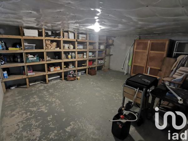 Maison 7 pièces de 180 m² à Guerlesquin (29650)