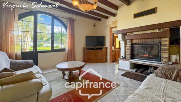 HAGETMAU (40), Maison familiale de plain-pied avec dépendance - étang - sur 1 hectare de terrain en Chalosse