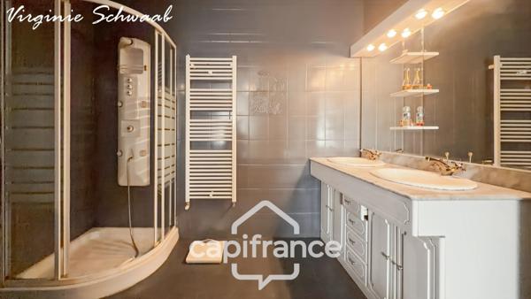 HAGETMAU (40), Maison familiale de plain-pied avec dépendance - étang - sur 1 hectare de terrain en Chalosse