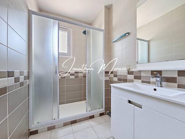 Appartement à vendre 3 pièces de 77 m²