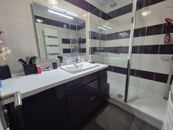 Appartement à vendre 3 pièces de 66 m²