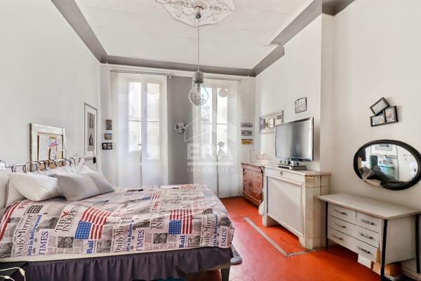 A vendre appartement type 3 de 84m2 à Marseille 13001