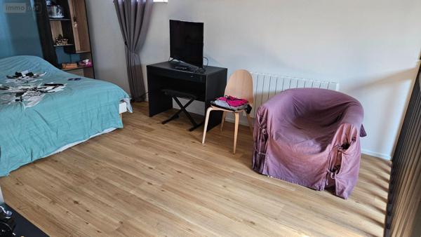 Immeuble de rapport à vendre à Arnage dans la Sarthe (72230), ref : HB-1657