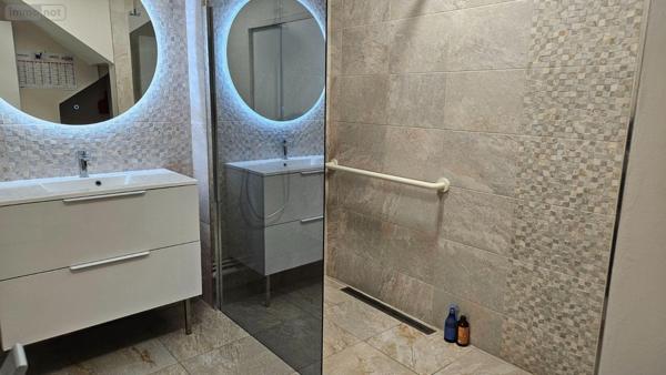 Immeuble de rapport à vendre à Arnage dans la Sarthe (72230), ref : HB-1657