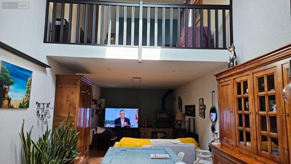 Immeuble de rapport à vendre à Arnage dans la Sarthe (72230), ref : HB-1657