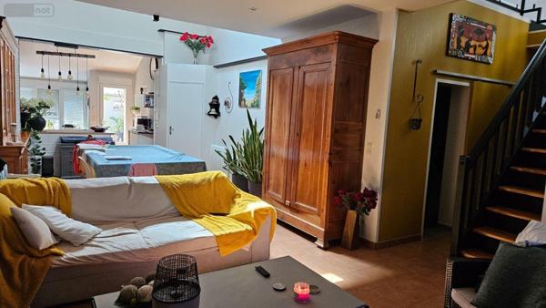 Immeuble de rapport à vendre à Arnage dans la Sarthe (72230), ref : HB-1657