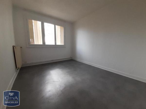 Appartement à louer 5 pièces 90.04m²