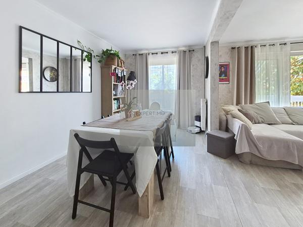 Elancourt-Beau 4 pièces de 79m²- vue jardin -loggia plein sud -Parking s-sol