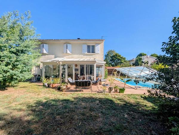 Maison Merignac 7 pièce(s) 157 m2