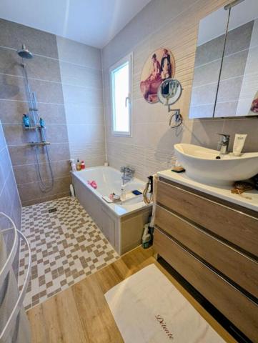 Maison Merignac 7 pièce(s) 157 m2