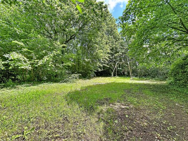 Lieuron 35550 : terrain constructible de 2054 m² à saisir