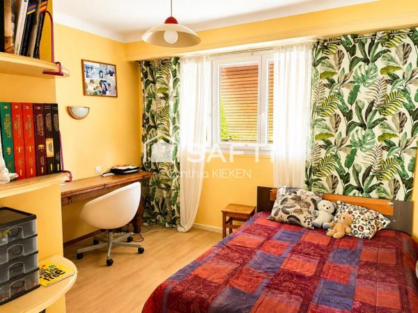Maison familiale piscine accès PMR