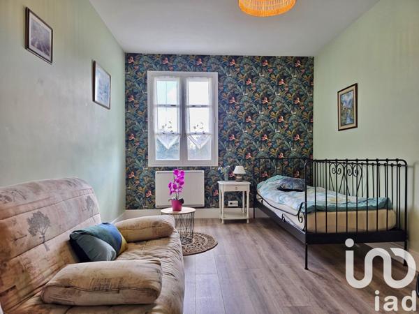 Maison 5 pièces de 134 m² à Luxé (16230)