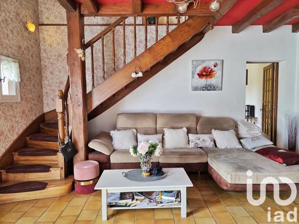 Maison 5 pièces de 134 m² à Luxé (16230)