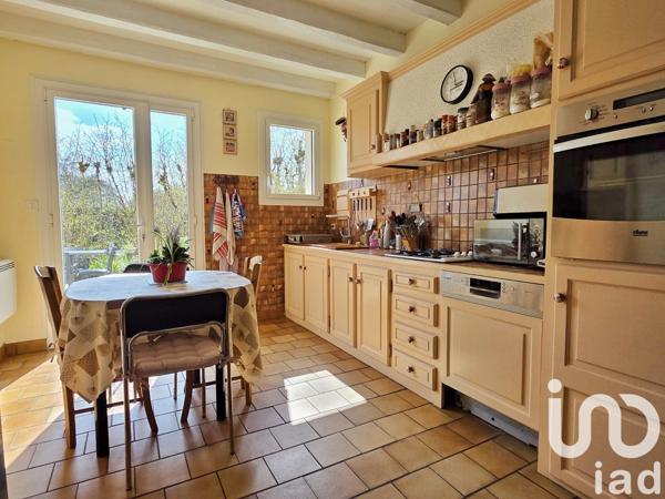 Maison 5 pièces de 134 m² à Luxé (16230)