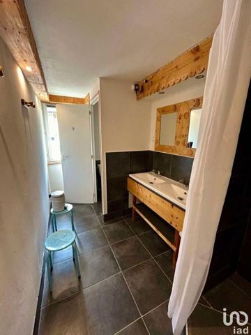 Immeuble de 520 m² à Eaux-Bonnes (64440)