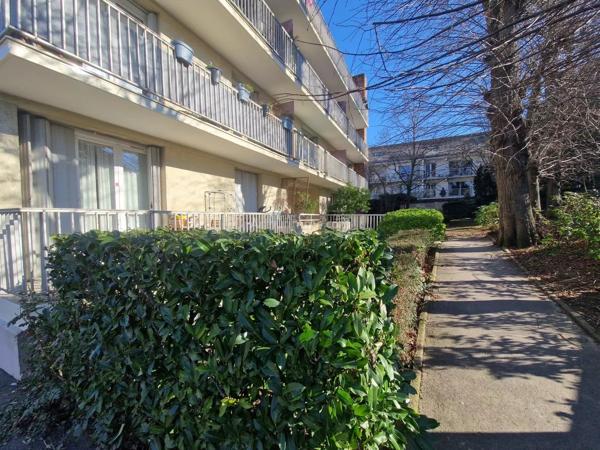 Vente                                                      Appartement
                        
                     1 pièces                      25 m2                     à Lagny-sur-Marne