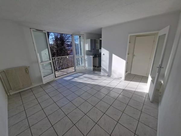 Vente                                                      Appartement
                        
                     1 pièces                      25 m2                     à Lagny-sur-Marne
