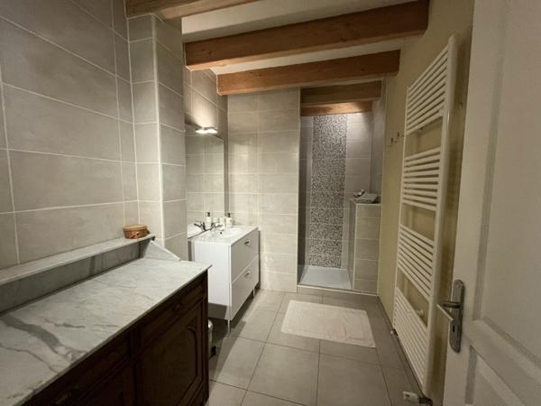 Maison à vendre |  Sousceyrac |  17 pièces | 376 m²