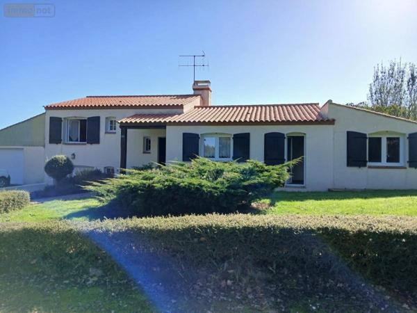 Maison à louer à Commequiers en Vendée (85220), ref : 85091-L394