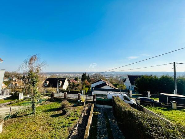 Maison Chanteloup Les Vignes 6 pièce(s) avec vue imprenable €362 250 ** - Référence 1663