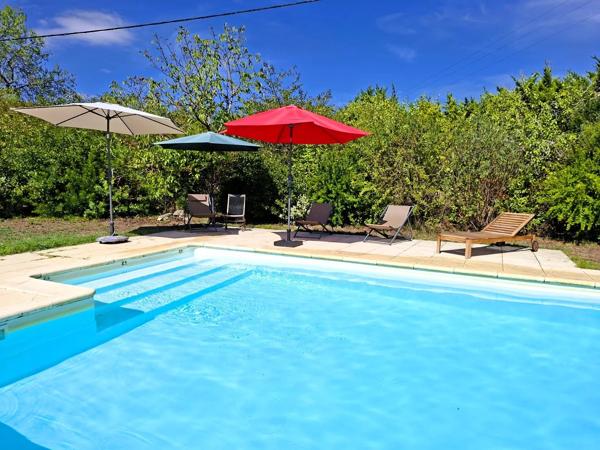Triangle d’Or : maison de caractère de 6 chambres avec grand jardin et piscine