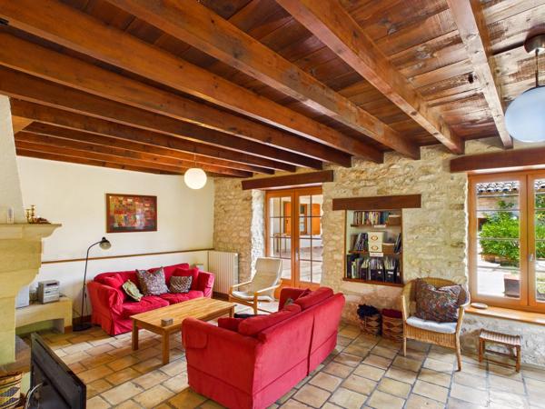 Triangle d’Or : maison de caractère de 6 chambres avec grand jardin et piscine