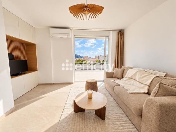 Appartement
         2 pièces
        - 36 m² Exclusivité 345 000 € *