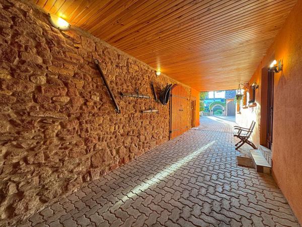 Maison bi-famille 160 m², proche centre ville, beau terrain