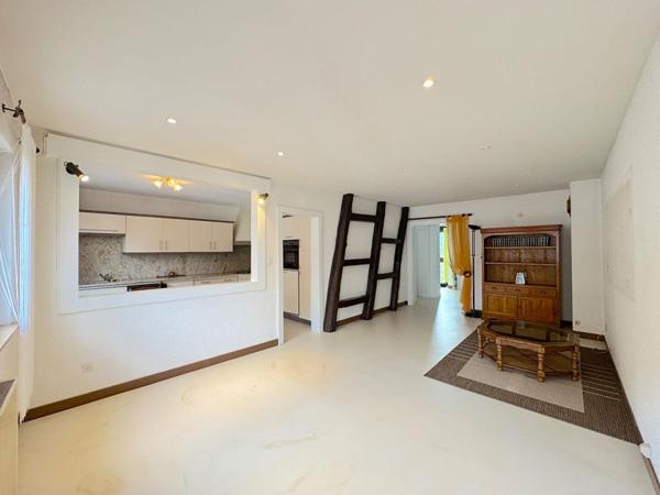 Maison bi-famille 160 m², proche centre ville, beau terrain