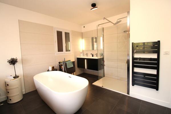 Maison de 155m2 environ de type T5 avec l'océan à pied