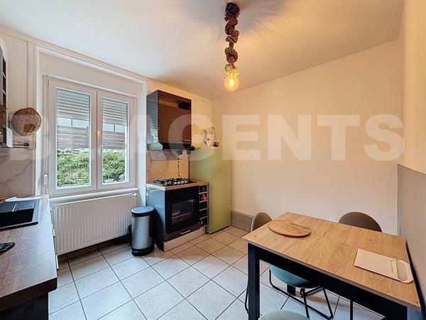 Gorcy – Appartement rénové avec terrasse privative et parking – Spécial Investisseur