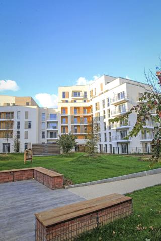 Limite Maisons-Alfort appartement 2 pièces 47 m2 balcon 4.91 m2 , proche du RER D et du futur métro ligne 15 du Grand Paris