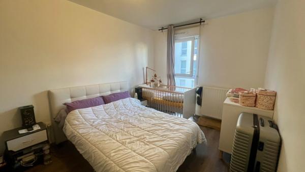 Limite Maisons-Alfort appartement 2 pièces 47 m2 balcon 4.91 m2 , proche du RER D et du futur métro ligne 15 du Grand Paris