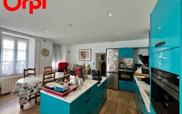 Maison à vendre    4 pièces •  Rochefort