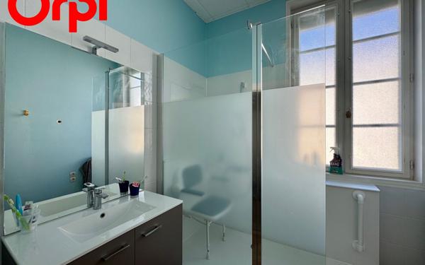 Maison à vendre    4 pièces •  Rochefort