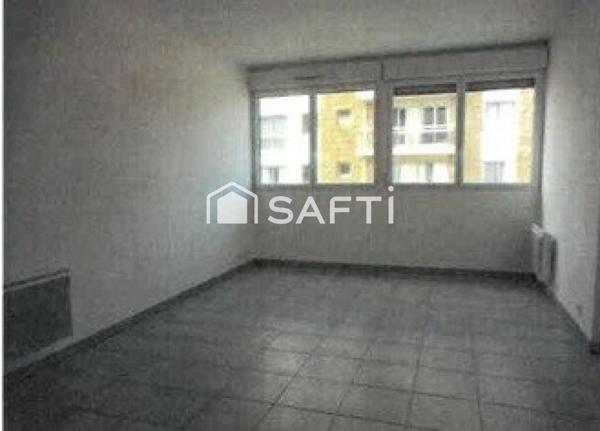 APPARTEMEMENT DE TYPE 2 SITUE A SAINT-BREIUC