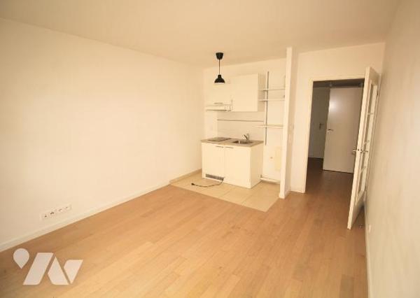 MONTROUGE – HYPER CENTRE – À 300 M DU MÉTRO – RÉSIDENCE RÉCENTE STANDING