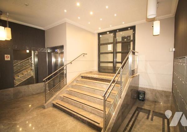 MONTROUGE – HYPER CENTRE – À 300 M DU MÉTRO – RÉSIDENCE RÉCENTE STANDING