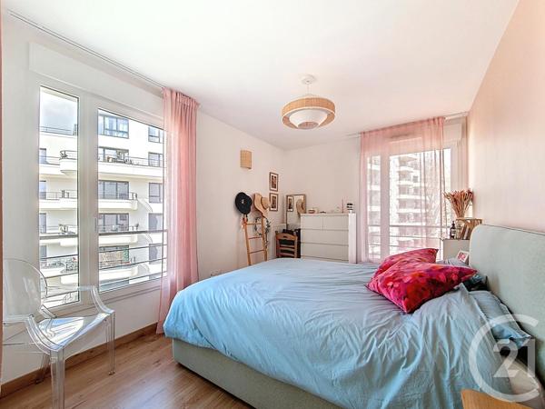 Appartement F4 à vendre  4 pièces - 82,48 m2 COLOMBES - 92