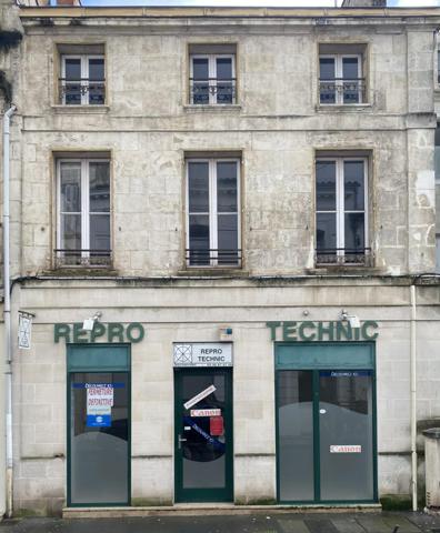 Immeuble de rapport au centre de Rochefort