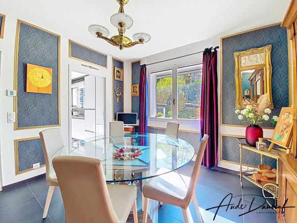 Saint-Jorioz - Villa rénovée 7 pièces - 4 chambres - Petite vue lac d'Annecy