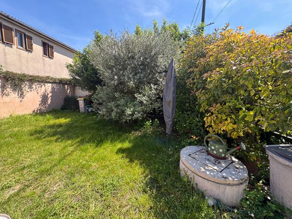 Maison meublée avec jardin - Allée privée au calme